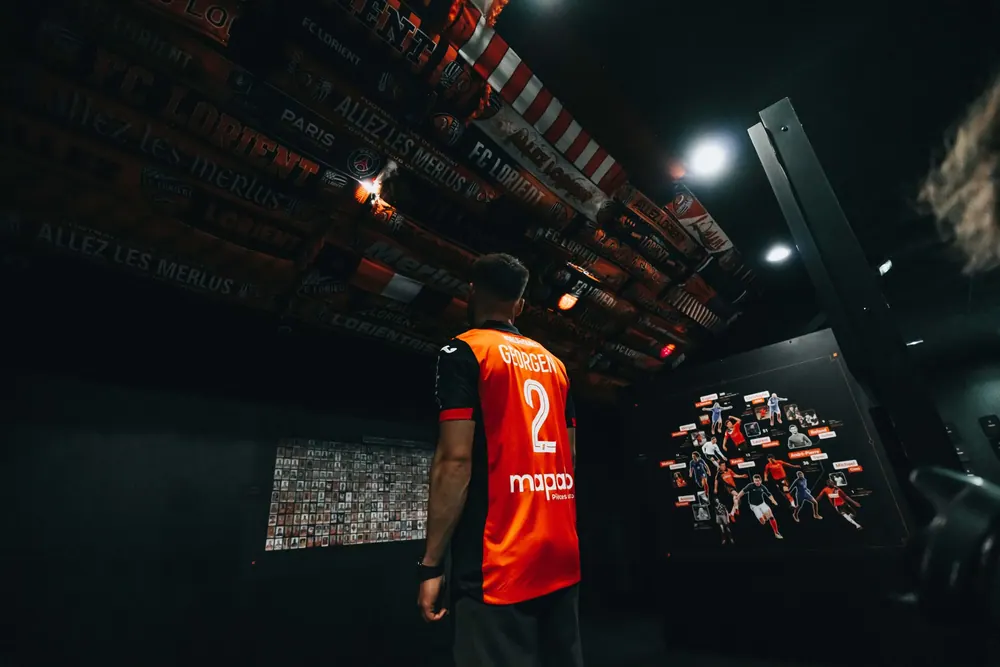 Alec Georgen, signature au FC Lorient, photo 3
